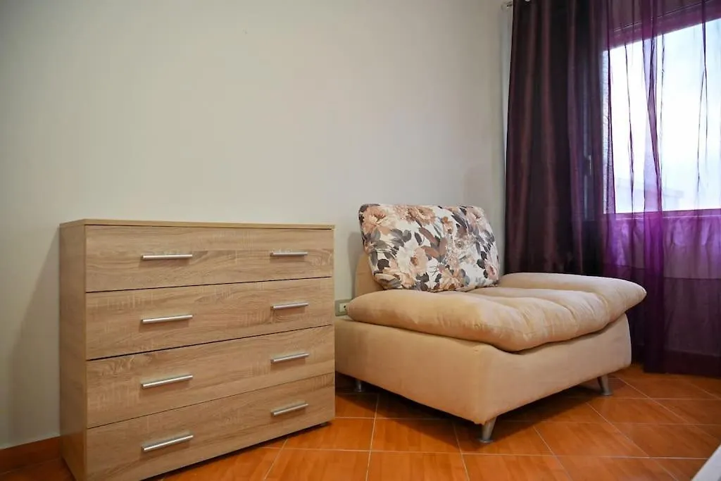 Beach View Apartment Durres 0*,  Albania
