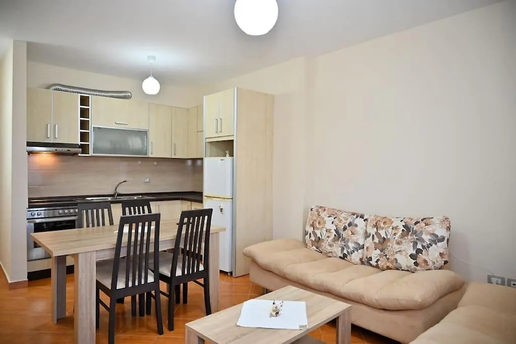 Beach View Apartment Durrës